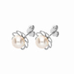 Women's Pearl Earrings in 18K Gold