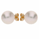 Women's Pearl Earrings in 18K Gold
